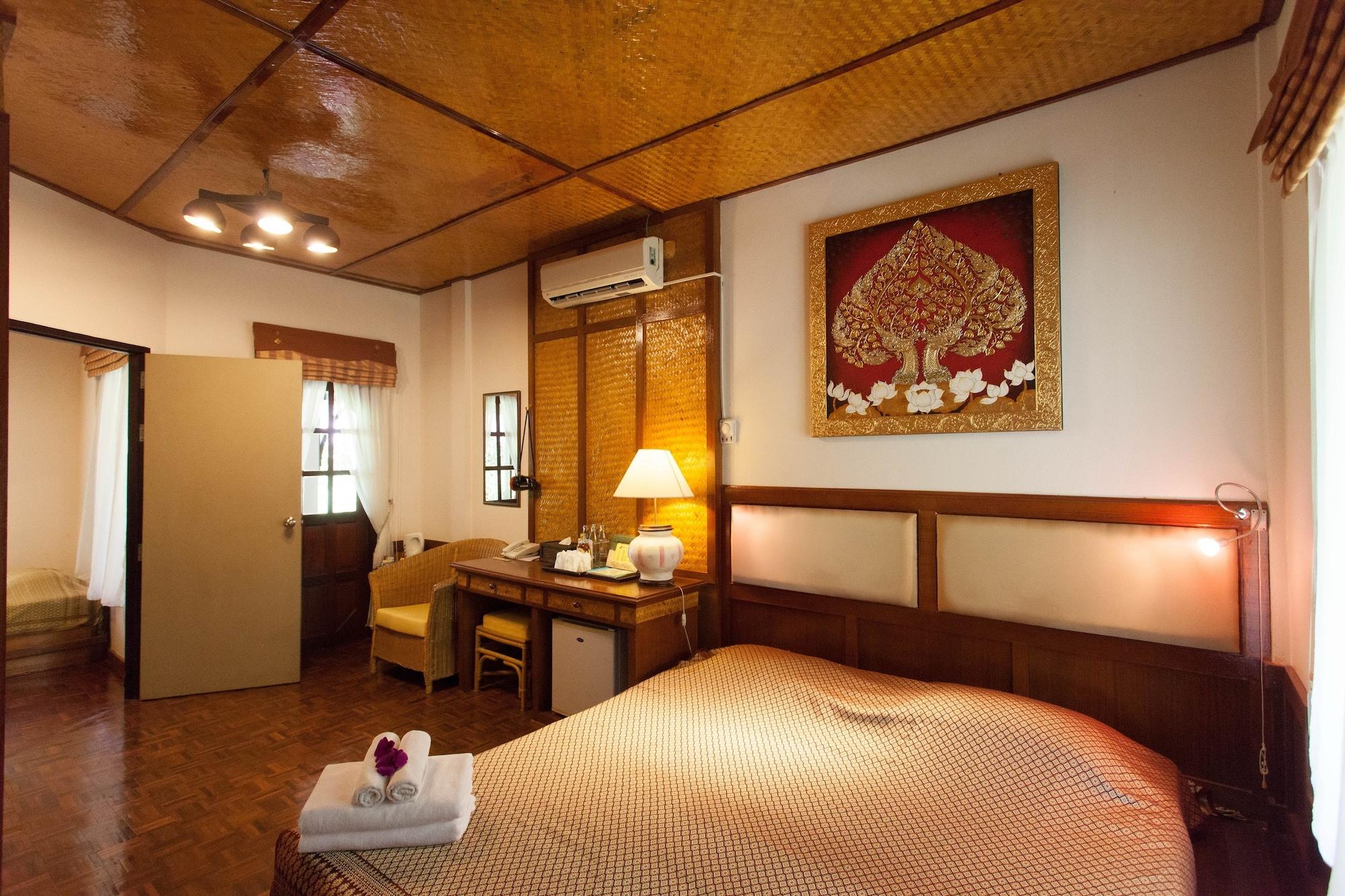 באנג סאפאן Coral Hotel Bangsaphan מראה חיצוני תמונה