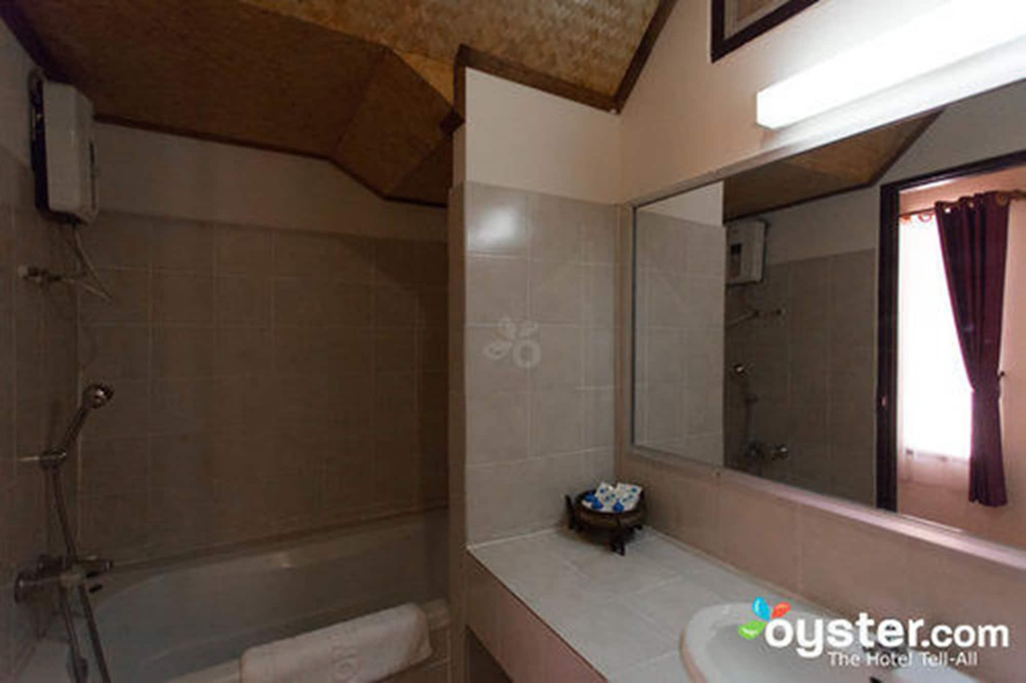 באנג סאפאן Coral Hotel Bangsaphan מראה חיצוני תמונה