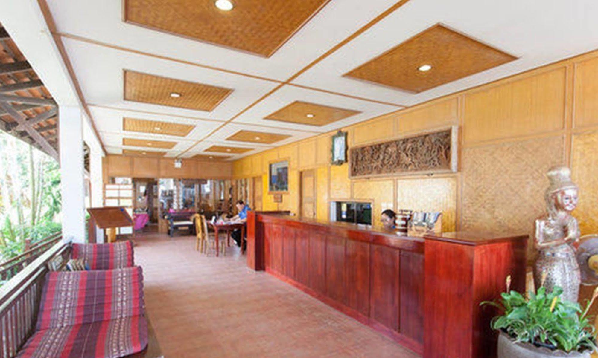 באנג סאפאן Coral Hotel Bangsaphan מראה חיצוני תמונה